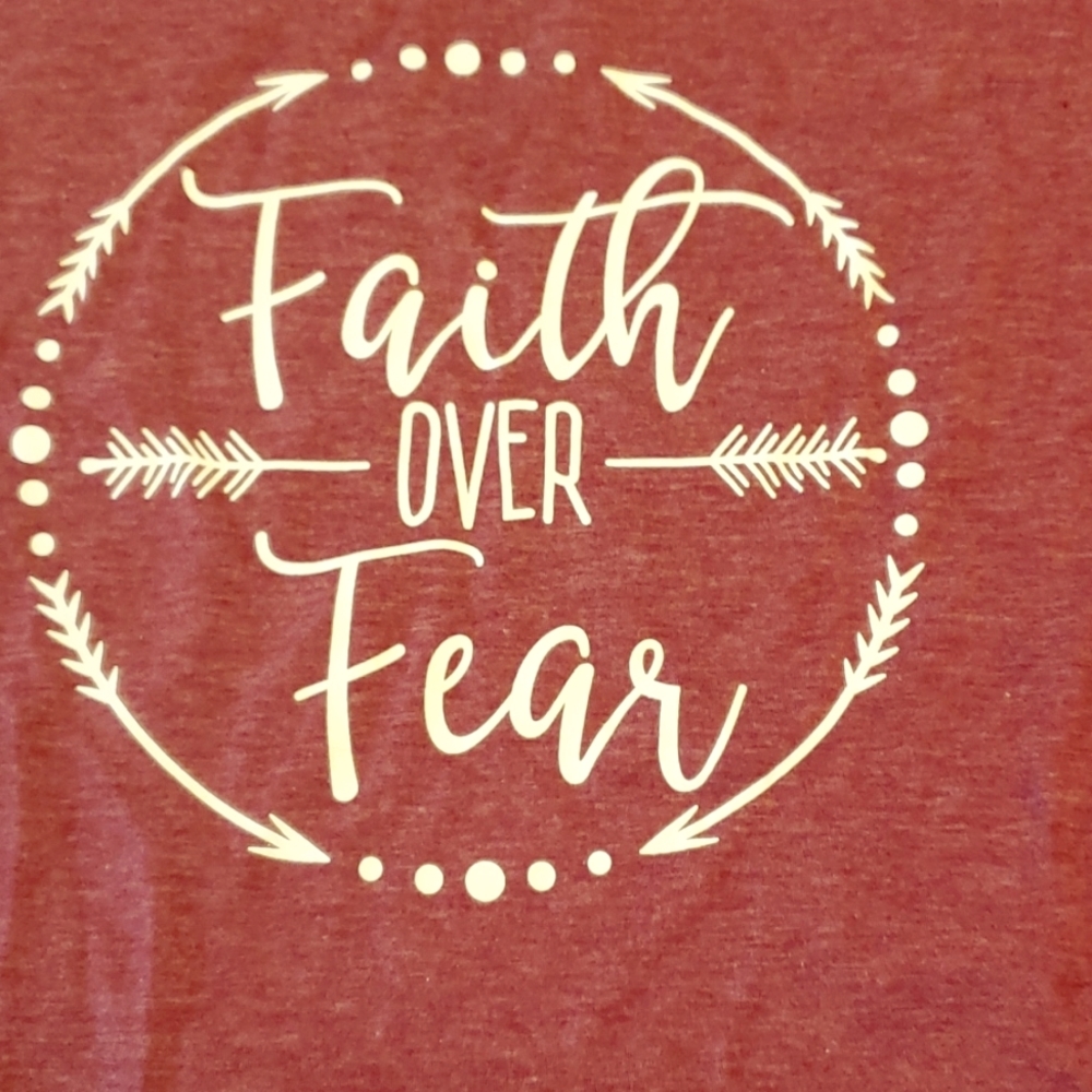 Faith over Fear, unbranded, used, Women's 2XL T shirt. Fits 1X-2X. Burgundy.